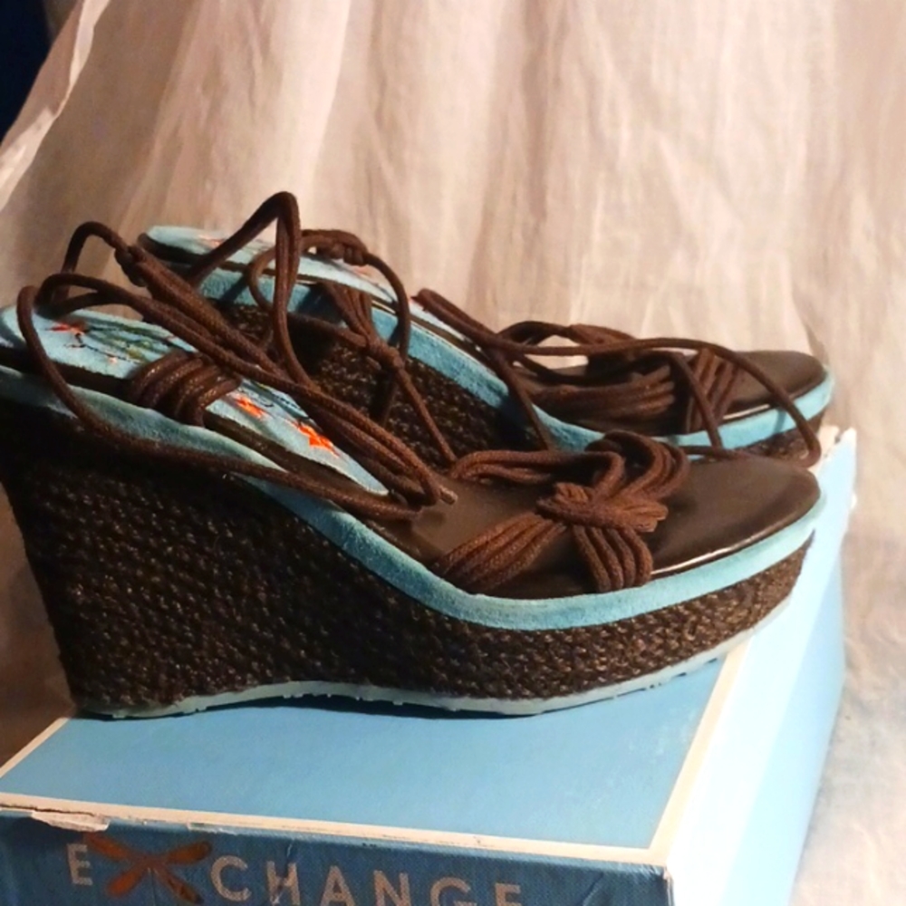 EXCHANGE by Charles David Blue/Brown Wedges 4" wrap up/around ankle tie size 6.5